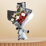 Elegant Mixed Floral Bouquet – Wholesale in Qatar - 1195