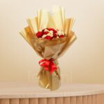 Elegant Red & Peach Rose Bouquet – Wholesale in Qatar - 1230