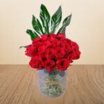 Elegant Red Rose Bouquet in Round Glass Vase – Wholesale in Qatar - 1252