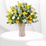 Golden Sunshine Bouquet – Wholesale in Qatar - 1523