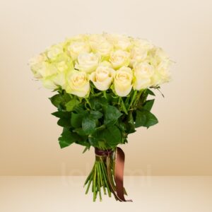 50 White Rose Flower Set – Pure Elegance in Every Bloom - 10406